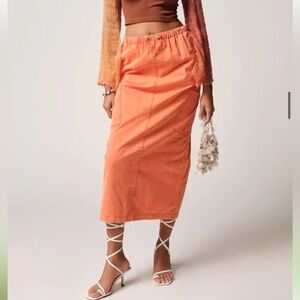 NWT BDG Ulla Cargo Midi Skirt in Orange
